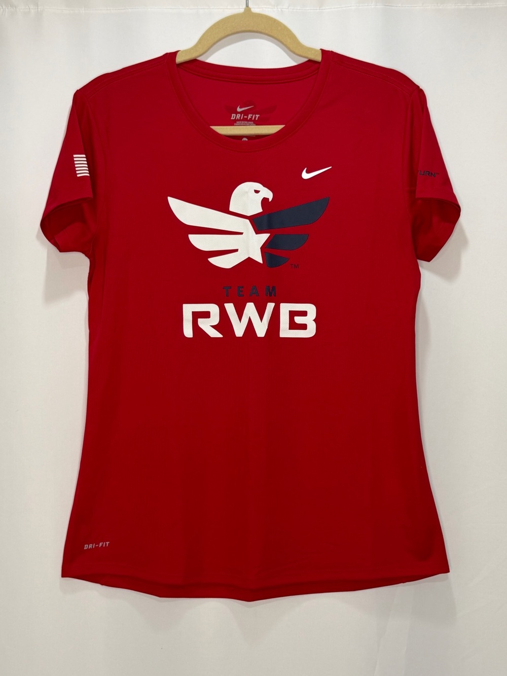 Nike Women’s Team Red White and Blue RWB Dri-Fit Short Sleeve T-Shirt Size MD